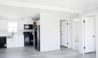 425 S Shoup St 199, Angola, IN 46703