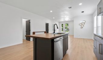 927 2nd NW Ave, Ardmore, OK 73401