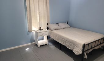 60 Summit St, Baileyville, ME 04694