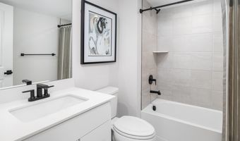 4290 Reusch Cir, New Castle, DE 19720