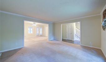 835 Lakeshore Dr NW, Berkeley Lake, GA 30096