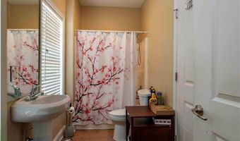 42 Rocky Mountain Pass, Adairsville, GA 30103