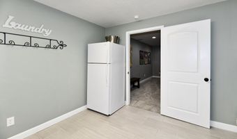 1852 Valleywood Dr, Avon, IN 46123