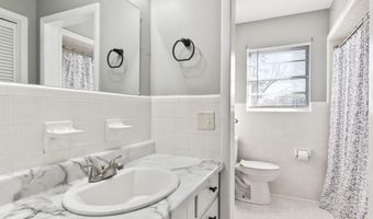 1201 Elm Cir, Albertville, AL 35950