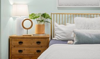 6008 Paseo Salinero, Carlsbad, CA 92009