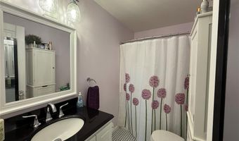 417 Prospect St H, Alton, IL 62002
