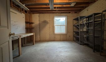 3118 Planeview Dr, Adrian, MI 49221