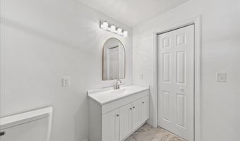 126 N MAIN St, Bridgeville, DE 19933