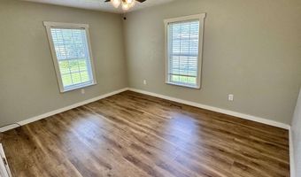 44 Sara Cir, Ash Flat, AR 72513
