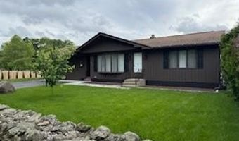 446 Angell Rd, North Providence, RI 02904