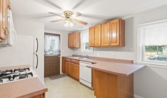 23 Warren St, Beverly, MA 01915