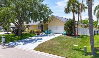 907 GOLF ISLAND Dr, Apollo Beach, FL 33572