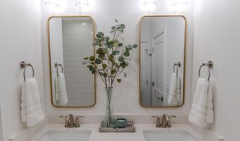 325 W Boxthorn Dr Acadia +, Andover, KS 67002