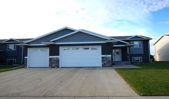 1127 NE 32nd Ave, Aberdeen, SD 57401