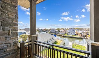 83 Central Ave, Amityville, NY 11701