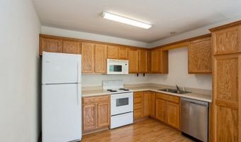 1246 SE Village View Ln, Ankeny, IA 50021