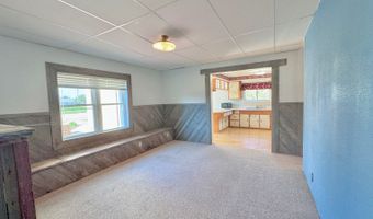 201 3rd Ave NW, Bowman, ND 58623