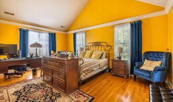 70 Albemarle St, Bridgeport, CT 06606