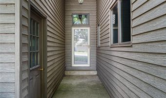 2006 11th Ave NE, Austin, MN 55912