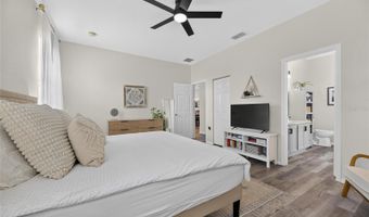 203 STAR SHELL Dr, Apollo Beach, FL 33572