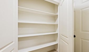 325 Madison Place Cir, Benton, AR 72015