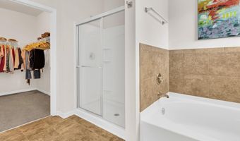 461 All Seasons Dr, Boiling Springs, SC 29316