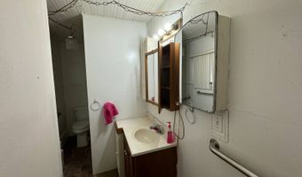 806 7th Ave, Britton, SD 57430