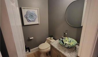 6102 Creek Ridge Ct, Minnetonka, MN 55345