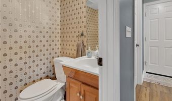1028 Lexington Dr, Aliquippa, PA 15001