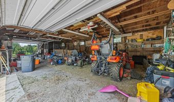 5869 Beechwood Ave, Alliance, OH 44601