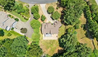 8805 Saddle Trl, Ball Ground, GA 30107