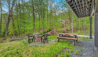 5 Bell Valley Rd, Campton, NH 03223
