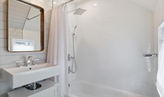 2316 N STAFFORD St, Arlington, VA 22207