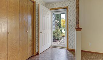 4726 W PERIWINKLE Ct, Appleton, WI 54914