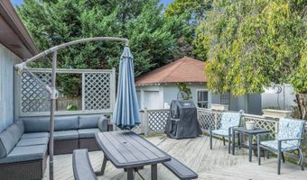 90 E Lincoln Ave, Atlantic Highlands, NJ 07716