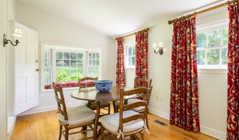 865 Hollow Tree Ridge Rd, Darien, CT 06820