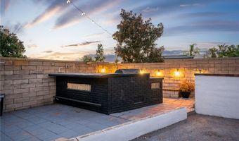 25311 Pike Rd, Laguna Hills, CA 92653