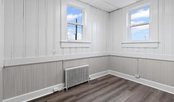 525 7th St, Altavista, VA 24517