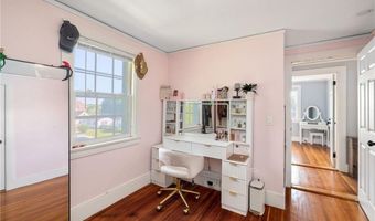 12 Blackstone St, Cumberland, RI 02864