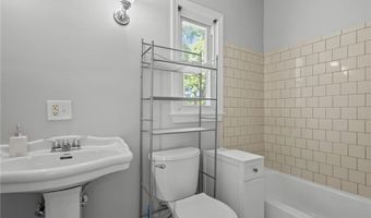 9 Gardner Ave, Cranston, RI 02910
