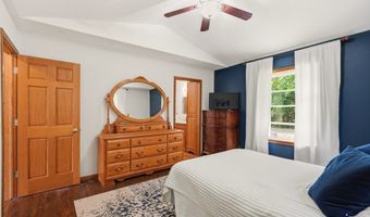 5230 Laubert Rd, Atwater, OH 44201