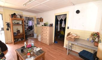 389 W Park Ave, Ash Fork, AZ 86320
