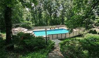 3 Highwood Pl, Alpine, NJ 07620