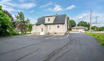 38 S River Rd, Bedford, NH 03110