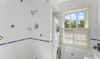 911 S LEE St, Alexandria, VA 22314