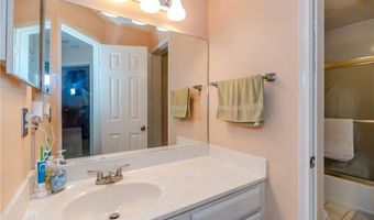 626 Smithfield Rd 1105, North Providence, RI 02904