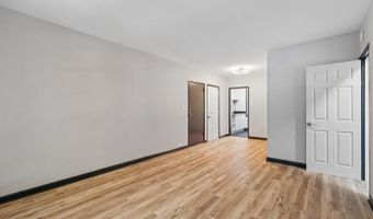 226 N THOMAS St 226-4, Arlington, VA 22203
