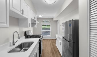 3318 WOODBURN VILLAGE Dr T3, Annandale, VA 22003