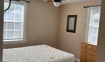 1804 Resca De La Palma St, Pascagoula, MS 39567