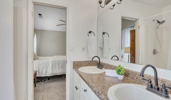 13 Oak Grove Ln NW, Adairsville, GA 30103